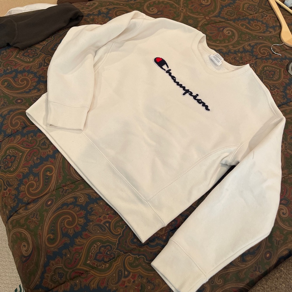 Beige champion sweatshirt size large